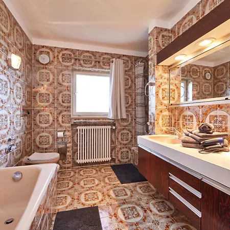 Heimatliebe Apartment Garmisch-Partenkirchen